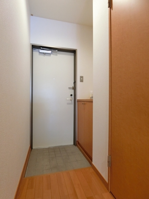 玄関　図面と現状に相違がある場合には現状を優先