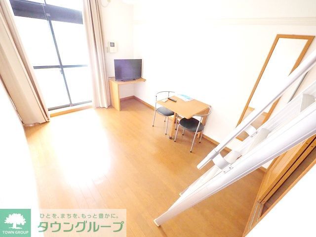 レオパレスキャッスル Y Tの居間写真