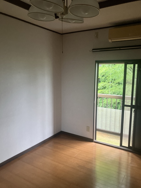 京急本線 堀ノ内駅 徒歩6分 2階建 築56年の居間写真
