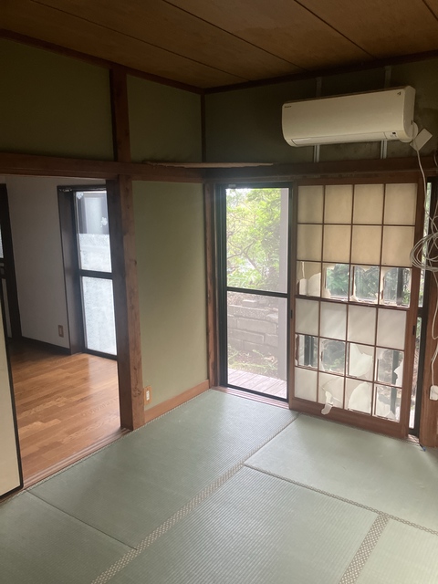 京急本線 堀ノ内駅 徒歩6分 2階建 築56年の居間写真