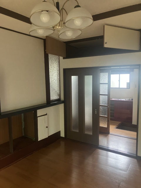 京急本線 堀ノ内駅 徒歩6分 2階建 築56年の居間写真