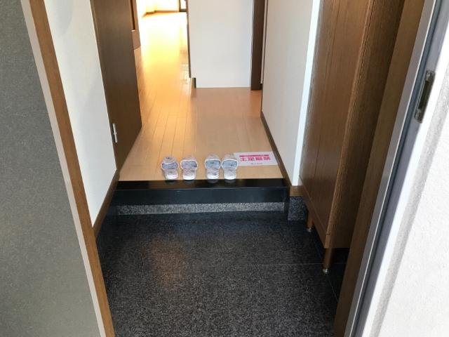 玄関　玄関