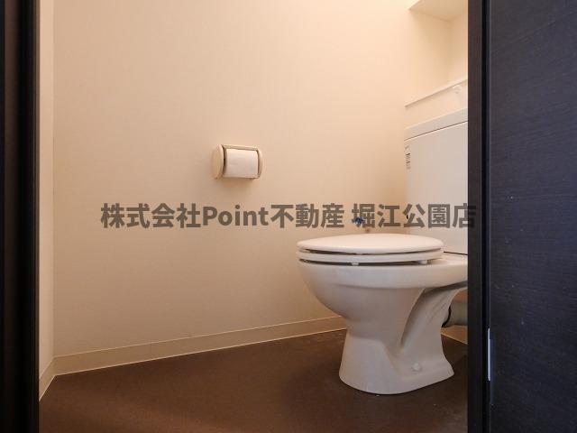 地下鉄御堂筋線 本町駅 徒歩5分 12階建 築14年のトイレ写真