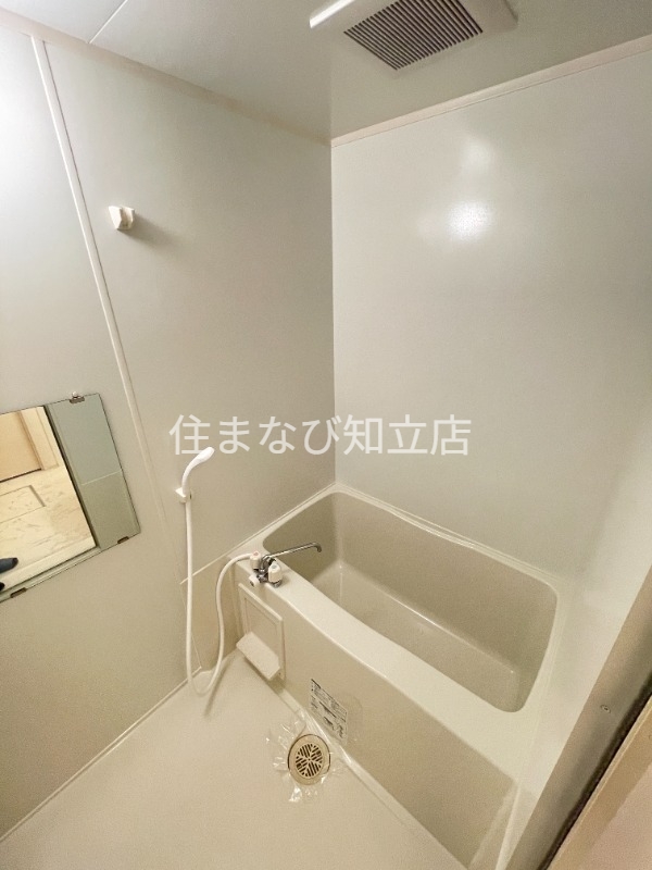 バス・シャワールーム　同型別部屋写真