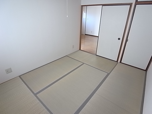ファーストハウスの内装写真