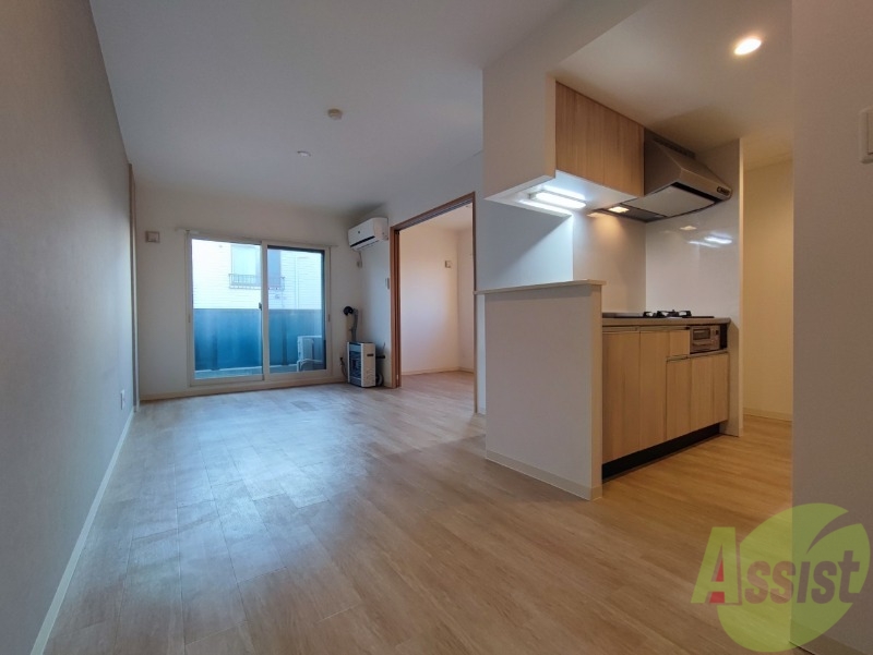 居室・リビング　広くてキレイなお部屋が広がっていて、充実した生活が送れそう。