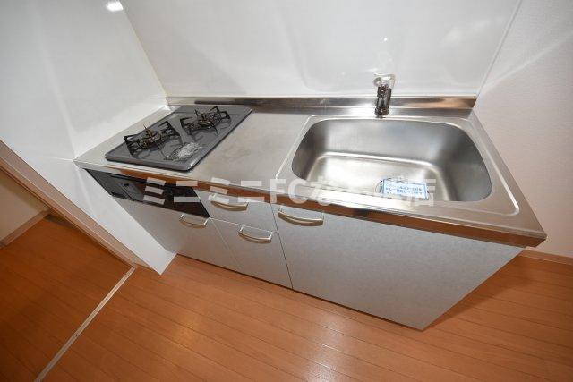キッチン　コンパクトなキッチンで掃除もラクラク