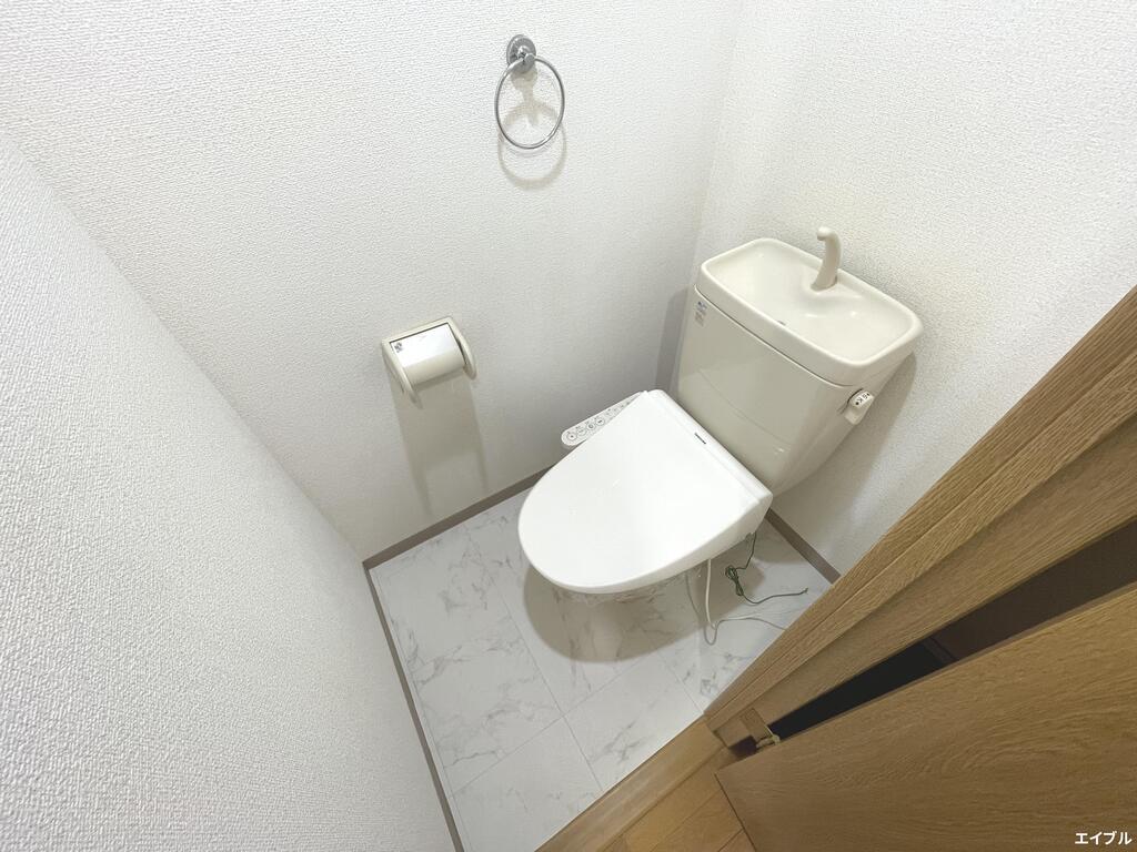 西鉄天神大牟田線 桜台駅 徒歩9分 5階建 築24年のトイレ写真