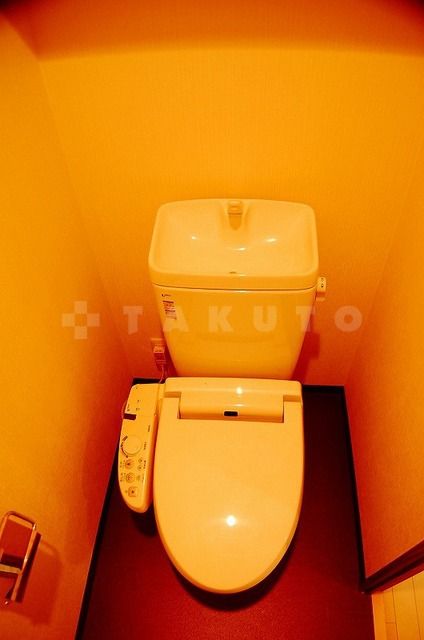 ラブニール西長堀パークフロントのトイレ写真