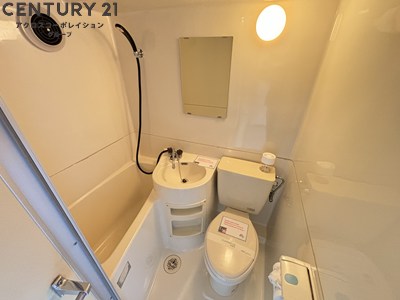 バス・シャワールーム　シンプルで機能的なユニットバスです！