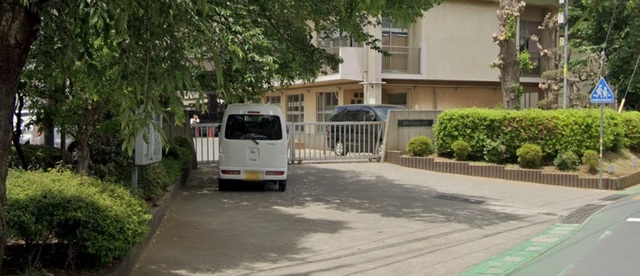 小学校　取手市立白山小学校（小学校）まで1016m