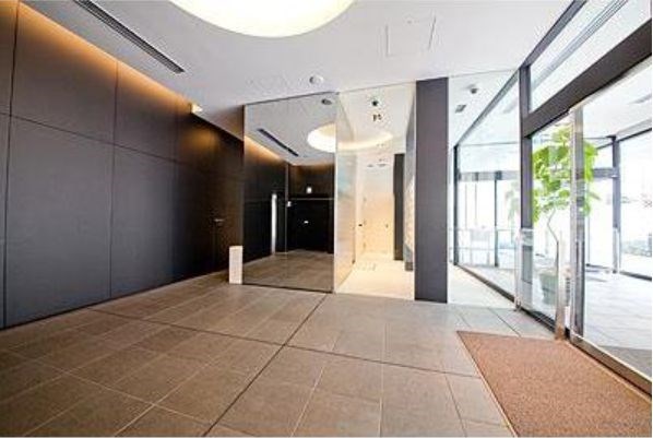 ロビー　★《見学予約受け付け中》設備充実のハイグレード賃貸マンション