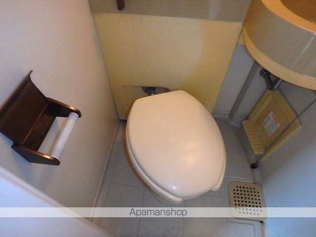 地下鉄谷町線 大日駅 徒歩12分 4階建 築38年のトイレ写真