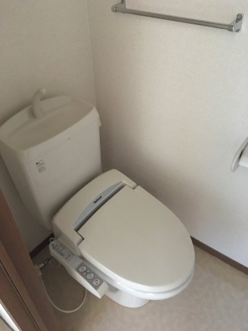 トイレ　ゆったりとした空間のトイレです