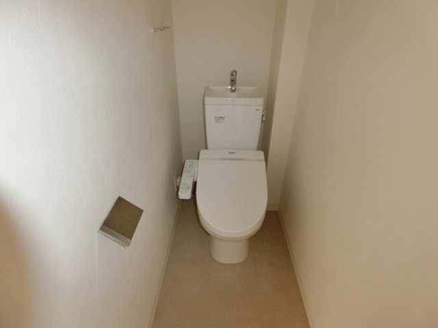 ロイヤルキャステージ恋ヶ窪のトイレ写真
