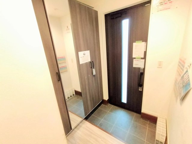 SA221 SA-クロス千歳烏山2の玄関写真