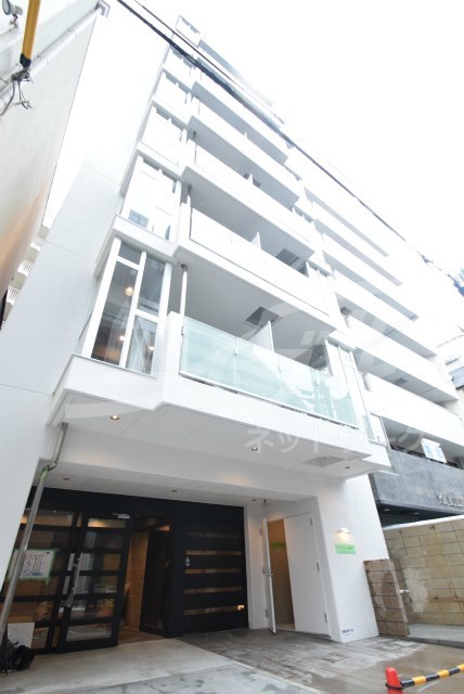 地下鉄谷町線 南森町駅 徒歩10分 築9年