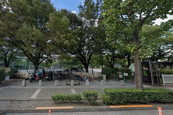 公園　西大井広場公園（公園）まで628m