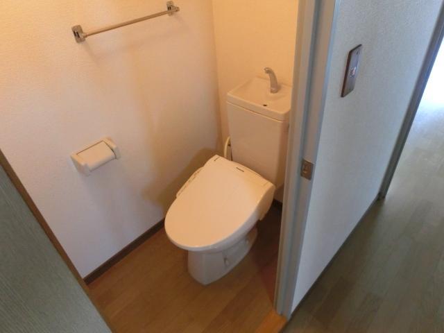 ベロパラッツオ2のトイレ写真