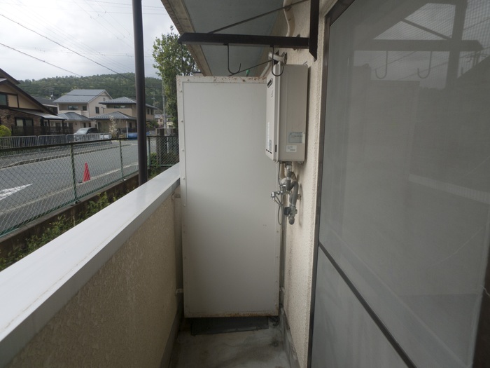 地下鉄烏丸線 国際会館駅 徒歩12分 2階建 築40年の内装写真