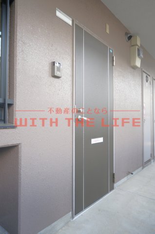 玄関　収納もある玄関です