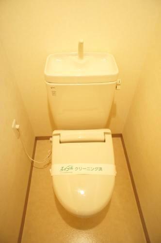 トイレ　落ち着いたトイレです