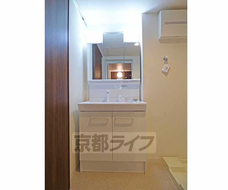 洗面設備　快適です。