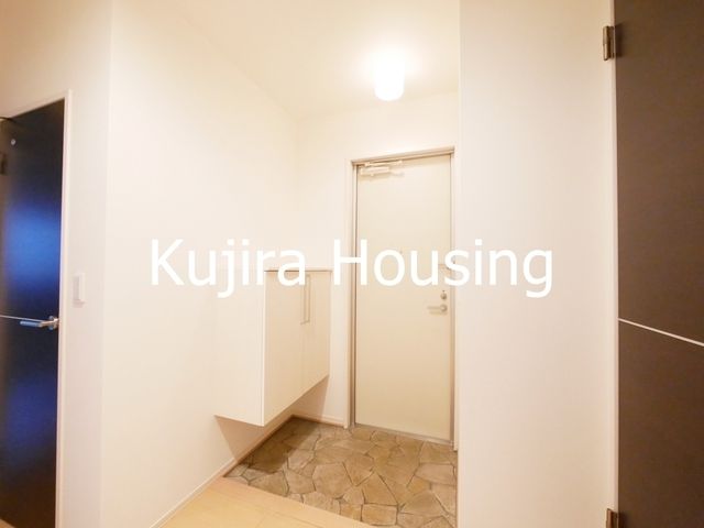 玄関　下駄箱完備です★