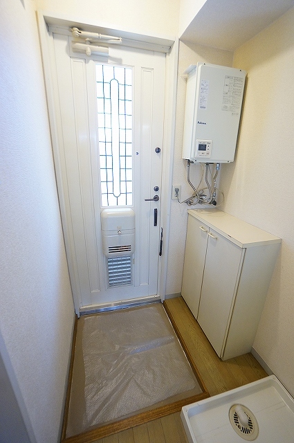 コートヴィレッジIIIの玄関写真