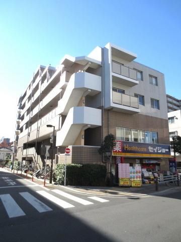 建物外観　タウンハウジング仙川店まで♪