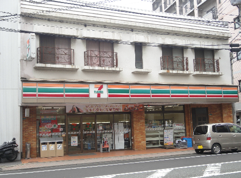 コンビニ　【セブンイレブン北九大前店】（コンビニ）まで222m