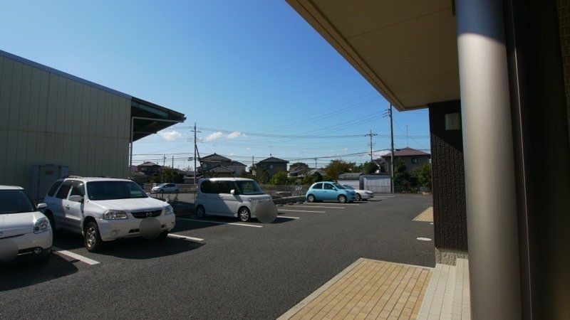 駐車場　駐車場