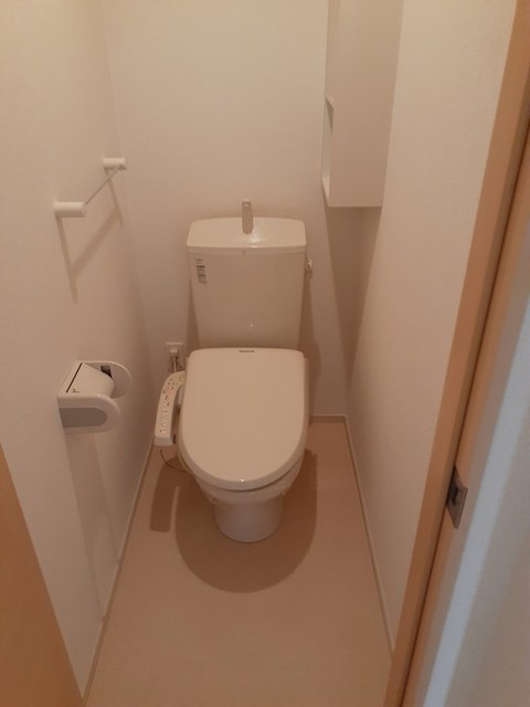 ＪＲ外房線 茂原駅 徒歩25分 2階建 築12年のトイレ写真