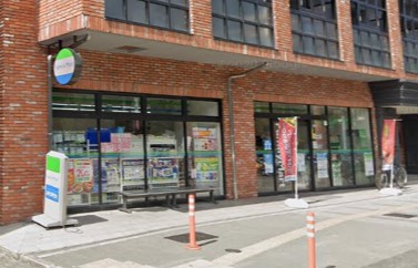 コンビニ　ファミリーマート 大須一丁目店（コンビニ）まで5m
