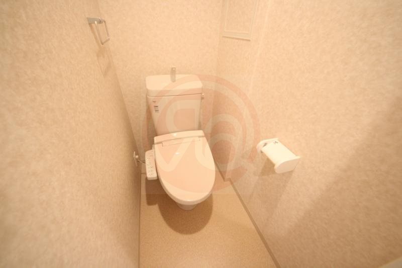 トイレ　落ち着いたトイレです