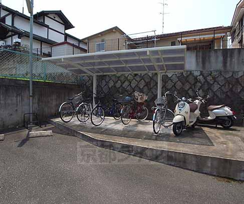 その他共有部分　屋根付き。