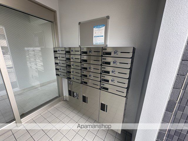 鹿児島市 4階建 築2年の外観写真