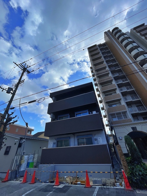 建物外観　外観（建築中）