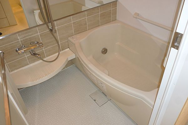 バス・シャワールーム　別部屋参考写真