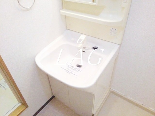 洗面設備　洗面台です。