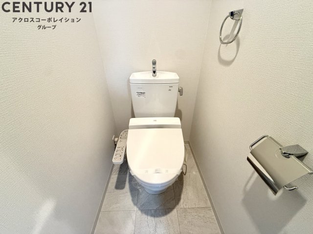 トイレ　温水洗浄便座付きでおすすめです！