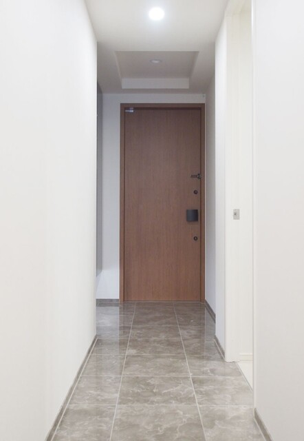 玄関　※写真は同タイプ住戸です。