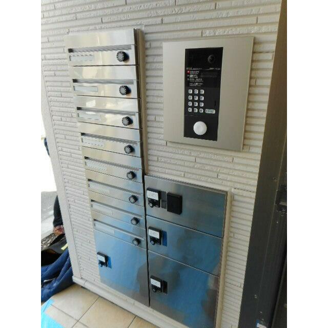 エントランス　シャ　レコルテ　北区西ヶ原4