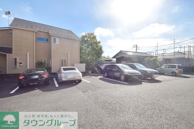 駐車場　駐車場