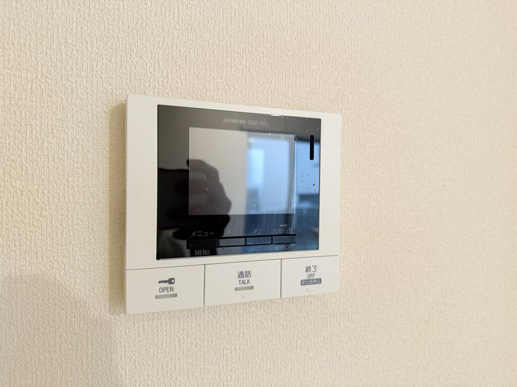 セキュリティ　※別号室の参考写真となります。