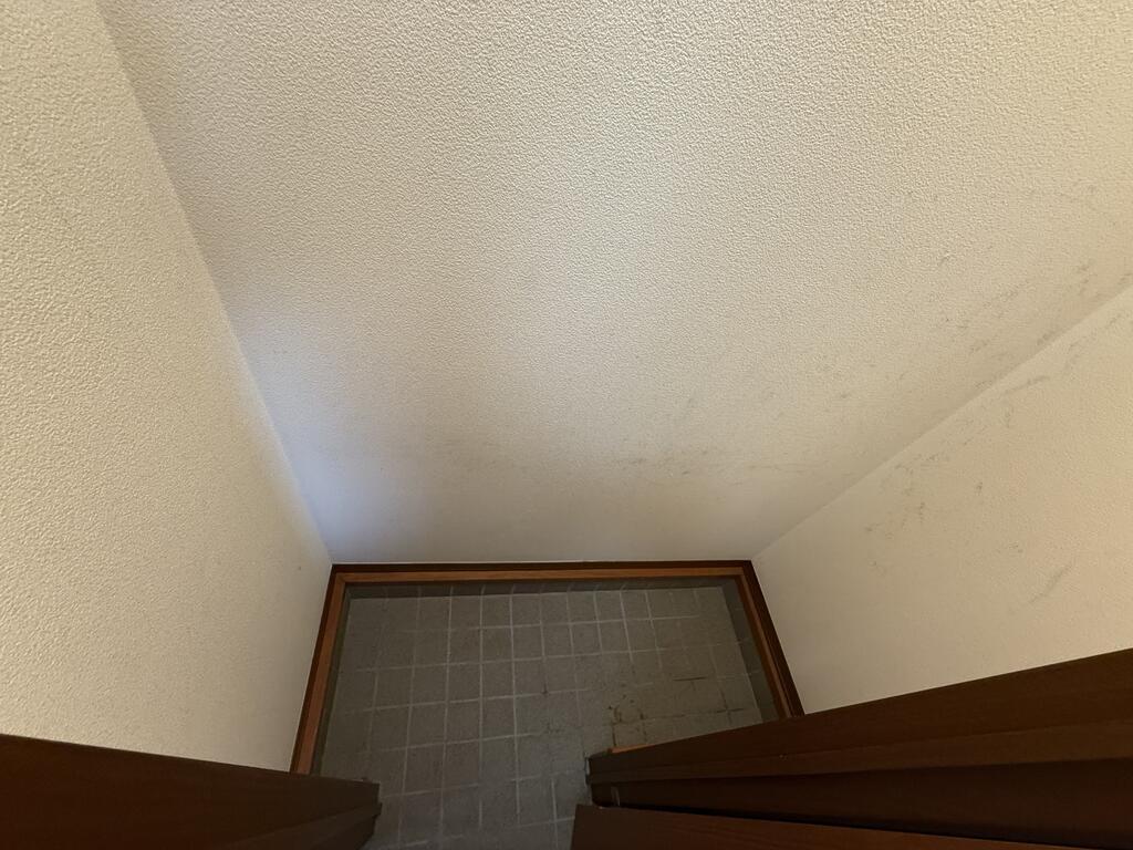 収納　土間収納内。　かさばる物の収納に最適！！