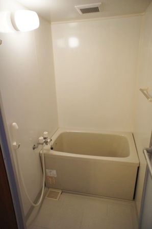 バス・シャワールーム　浴室