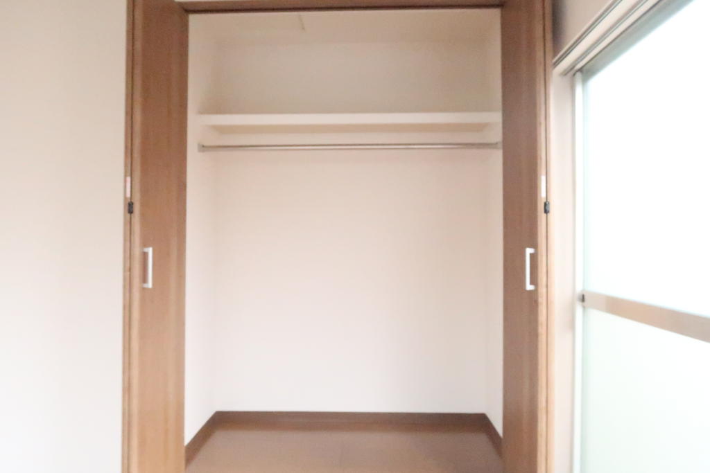 収納　クローゼットタイプ（２箇所有ります。）
