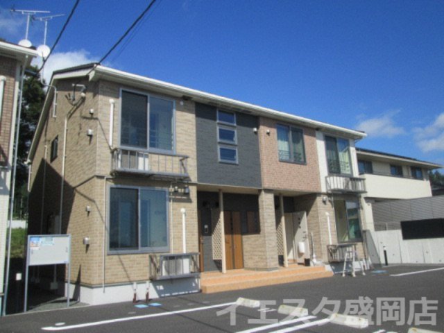 陸前高田市高田町築9年の建物外観