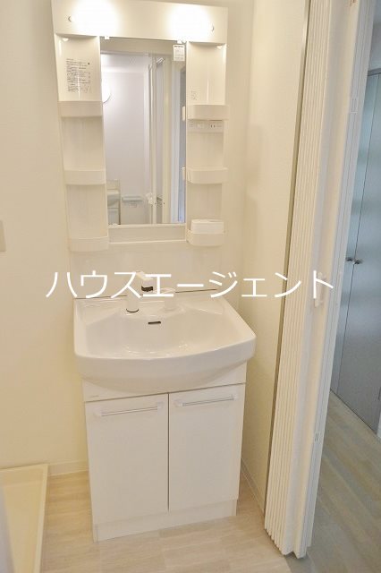 洗面設備　独立洗面台完備※参考画像